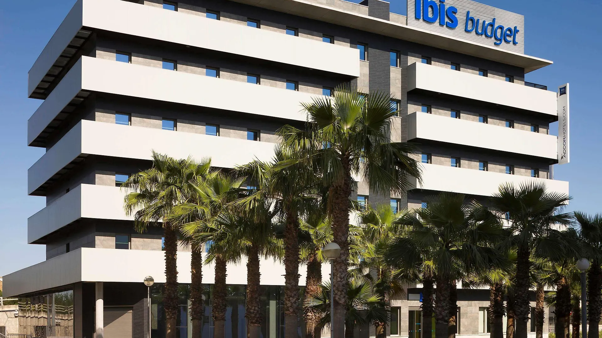 Ibis Budget Sevilla Aeropuerto ספרד